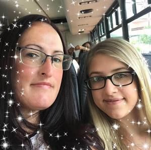 Meet your Posher, Joni